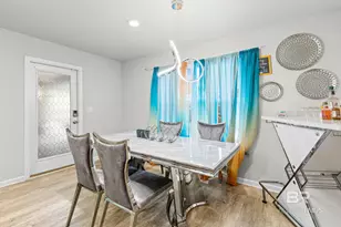 8305 Glenwood Wy, Semmes, AL 36575 - Photo 9