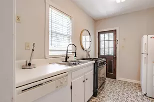 214 Upham St, Mobile, AL 36607 - Photo 9