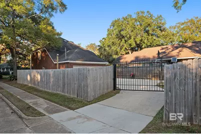 1825 Spring Hill Avenue, Mobile, AL 36607 - Photo 43