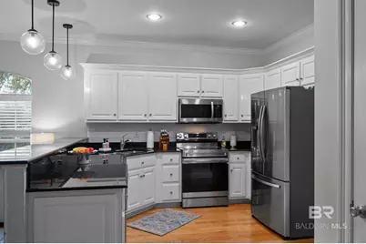 1825 Spring Hill Avenue, Mobile, AL 36607 - Photo 13