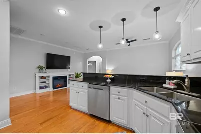 1825 Spring Hill Avenue, Mobile, AL 36607 - Photo 15