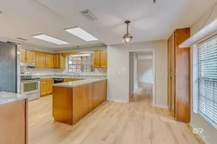 5418 Yucca Dr, Mobile, AL 36693 - Photo 7