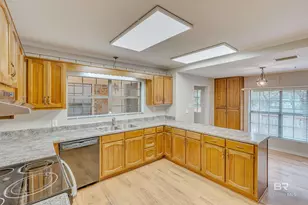 5418 Yucca Dr, Mobile, AL 36693 - Photo 5