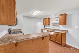 21762 Eastbrook St, Fairhope, AL 36532 - Photo 9