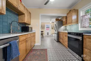 3053 Calais St, Mobile, AL 36606 - Photo 9
