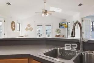 326 W 3rd Ave, Gulf Shores, AL 36542 - Photo 15