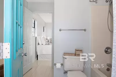 326 W 3rd Avenue, Gulf Shores, AL 36542 - Photo 9