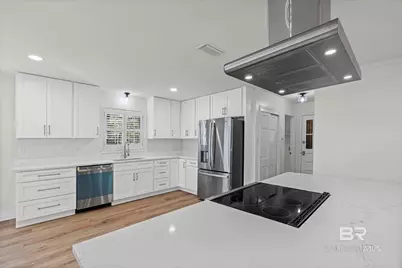 301 E Indian Creek Drive, Mobile, AL 36607 - Photo 17