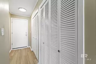 2061 N Seacliff Dr, Daphne, AL 36526 - Photo 9