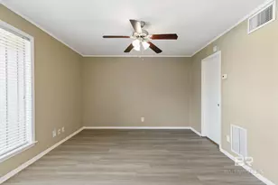 2061 N Seacliff Dr, Daphne, AL 36526 - Photo 15