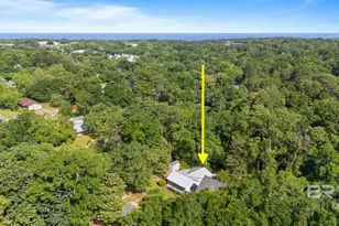 653 Bellangee Ave, Fairhope, AL 36532 - Photo 3