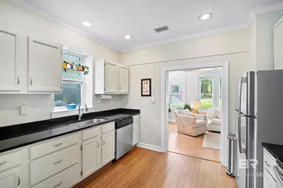 653 Bellangee Avenue, Fairhope, AL 36532 - Photo 9