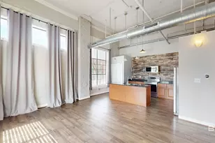 308 St Louis, Mobile, AL 36602 - Photo 27