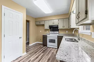 6241 Woodside Dr, Theodore, AL 36582 - Photo 11