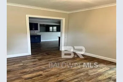 1304 N Cloverleaf Circle, Mobile, AL 36605 - Photo 9