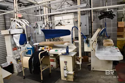 1436 Hillcrest Road, Mobile, AL 36695 - Photo 11