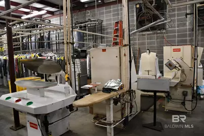 1436 Hillcrest Road, Mobile, AL 36695 - Photo 9