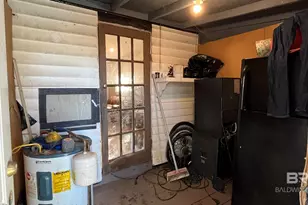 455 Pinehill Dr, Mobile, AL 36606 - Photo 13