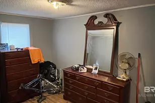 455 Pinehill Dr, Mobile, AL 36606 - Photo 5