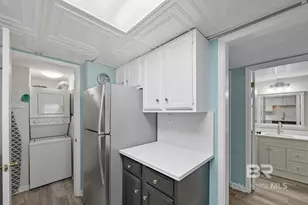 1051 W Beach Blvd, Gulf Shores, AL 36542 - Photo 35