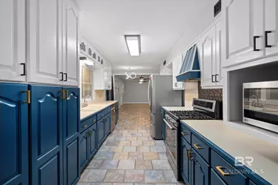 409 E Byron Avenue, Mobile, AL 36609 - Photo 5