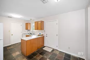 620 S Oak St, Foley, AL 36535 - Photo 9