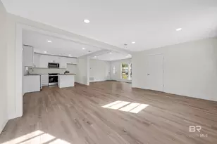 10628 Oak Ave, Grand Bay, AL 36541 - Photo 9