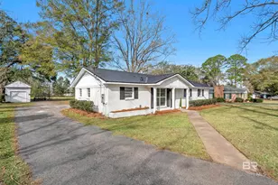 10628 Oak Ave, Grand Bay, AL 36541 - Photo 3