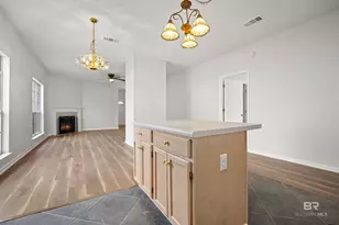 250 N Spring Lake Dr, Mobile, AL 36695 - Photo 9