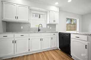 2333 W Huffman Dr, Mobile, AL 36693 - Photo 9