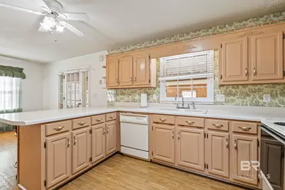 303 W Banyan Street, Bay Minette, AL 36507 - Photo 39