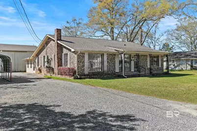 303 W Banyan Street, Bay Minette, AL 36507 - Photo 1