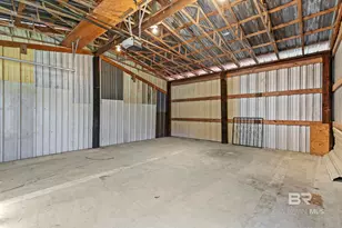 303 W Banyan St, Bay Minette, AL 36507 - Photo 23