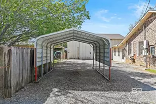 303 W Banyan St, Bay Minette, AL 36507 - Photo 3