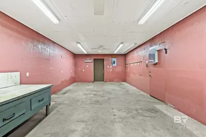 303 W Banyan Street, Bay Minette, AL 36507 - Photo 17