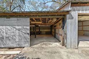 303 W Banyan St, Bay Minette, AL 36507 - Photo 31