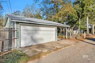 413 W Marigold Ave, Foley, AL 36535 - Photo 21