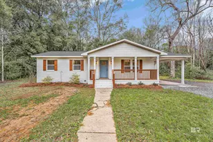 659 Nichols Ave, Fairhope, AL 36532 - Photo 1