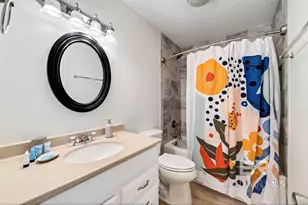 1360 W Beach Blvd, Gulf Shores, AL 36542 - Photo 23