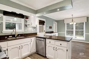 5770 Chester Ct, Mobile, AL 36609 - Photo 11