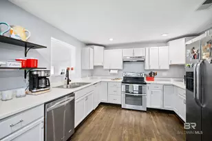 401 W Myrtle Ave, Foley, AL 36535 - Photo 15