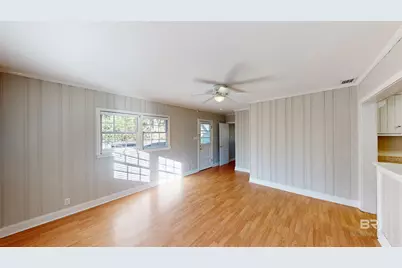3054 Calais Street, Mobile, AL 36606 - Photo 9