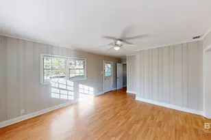 3054 Calais St, Mobile, AL 36606 - Photo 9