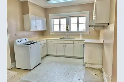 425 Douglas Avenue, Brewton, AL 36426 - Photo 31