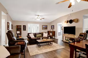 303 Ridgewood Dr, Daphne, AL 36526 - Photo 3