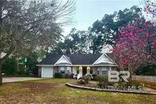 205 Cain Ln, Fairhope, AL 36532 - Photo 1
