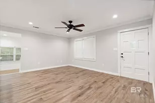 517 Horton Ln, Fairhope, AL 36232 - Photo 3