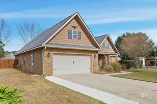 729 Whittington Ave, Fairhope, AL 36532 - Photo 3