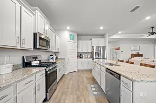 8689 Calverton St, Foley, AL 36535 - Photo 9