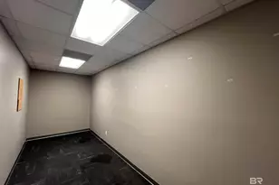 810 E Craig St, Atmore, AL 36502 - Photo 15